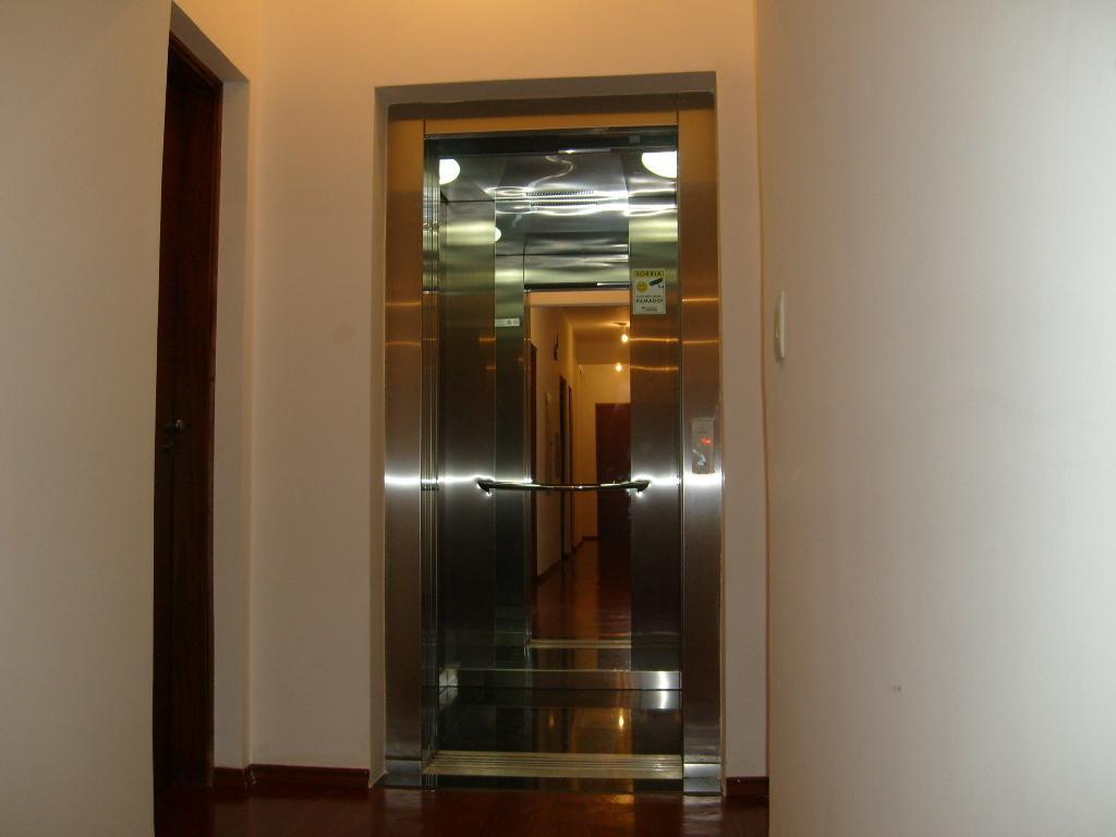 Hotel Rafeli Бойтува Екстериор снимка