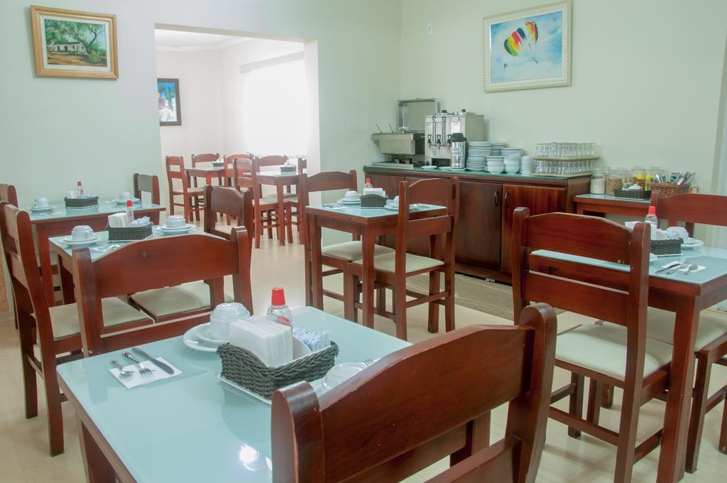 Hotel Rafeli Бойтува Екстериор снимка